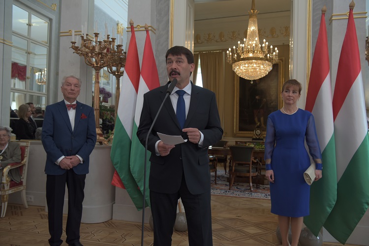 Das vierte Welttreffen der Freunde von Ungarn Stiftung von János Áder, Ungarns Staatspräsident eröffnet post's picture