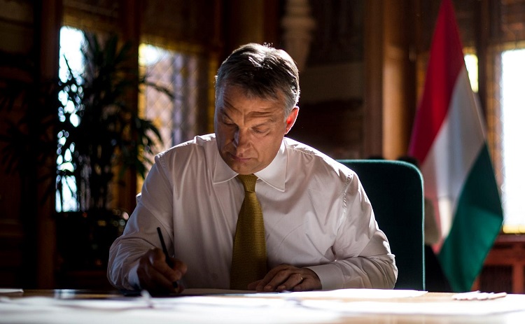 Viktor Orbán gratuliert zum 55. Jubiläum des Mauermuseums post's picture