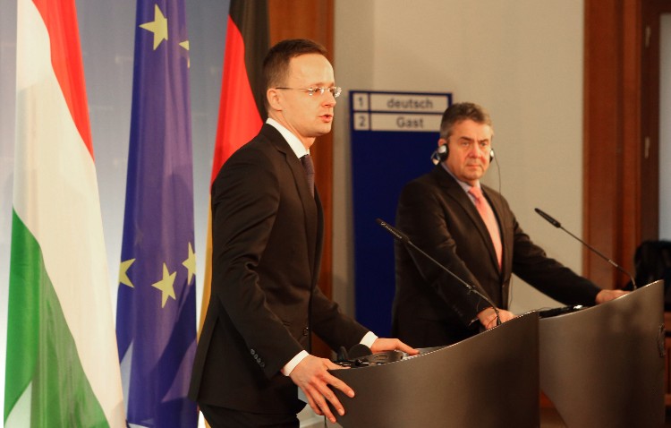 Außenminister Szijjártó bei Sigmar Gabriel in Berlin post's picture