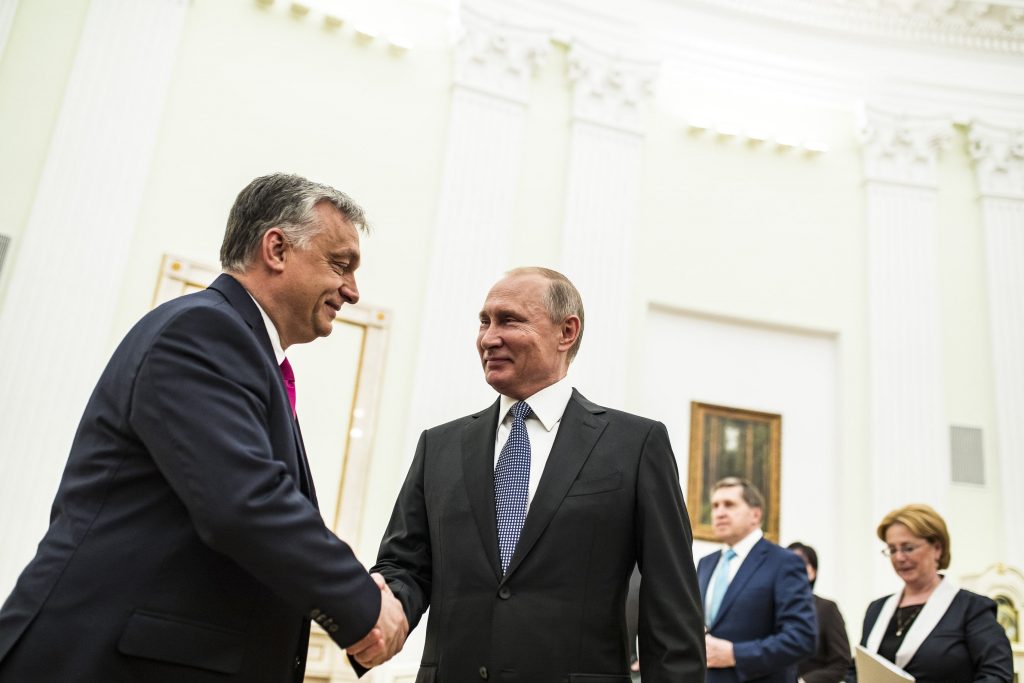 Ukraine-Konflikt: US-Ungarns Verhandlungen und EU-Warnung vor Orbáns Reise nach Moskau post's picture