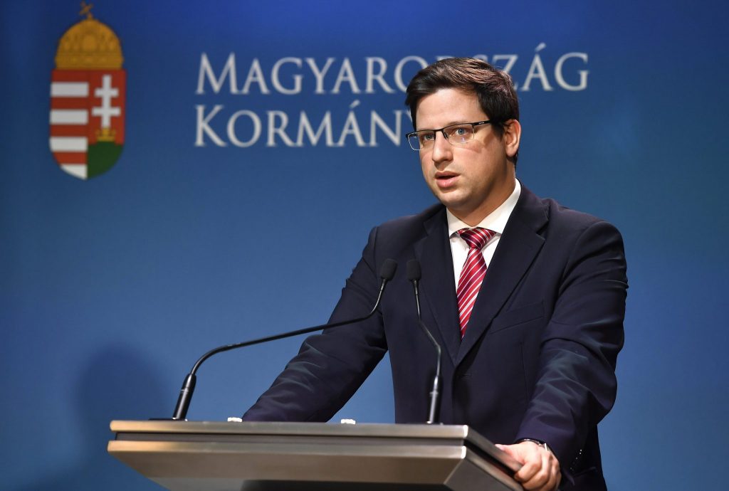 Minister Gulyás: In der Debatte über Fidesz-EVP-Mitgliedschaft geht es um Migration post's picture