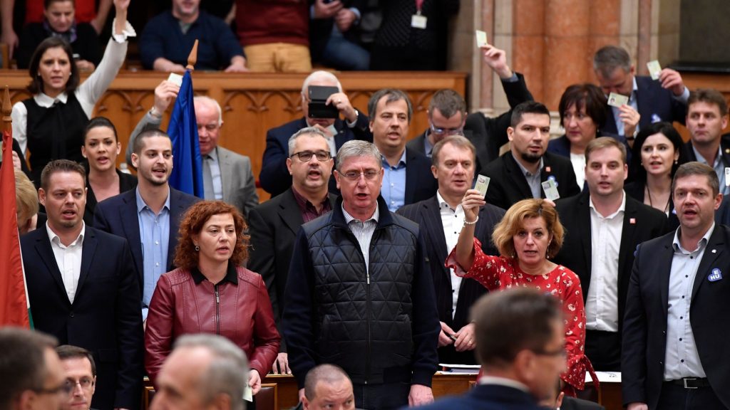 Opposition: Fidesz ignoriert die wirklichen Probleme Europas post's picture