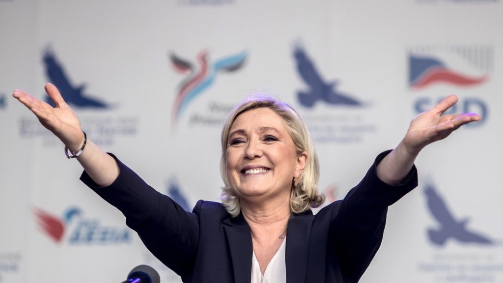 Le Pen: „Ungarns Prinzipien sind mit der EVP unvereinbar“ post's picture