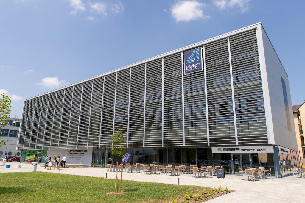Audi: Innovations- und Technologiezentrum in Győr übergeben post's picture