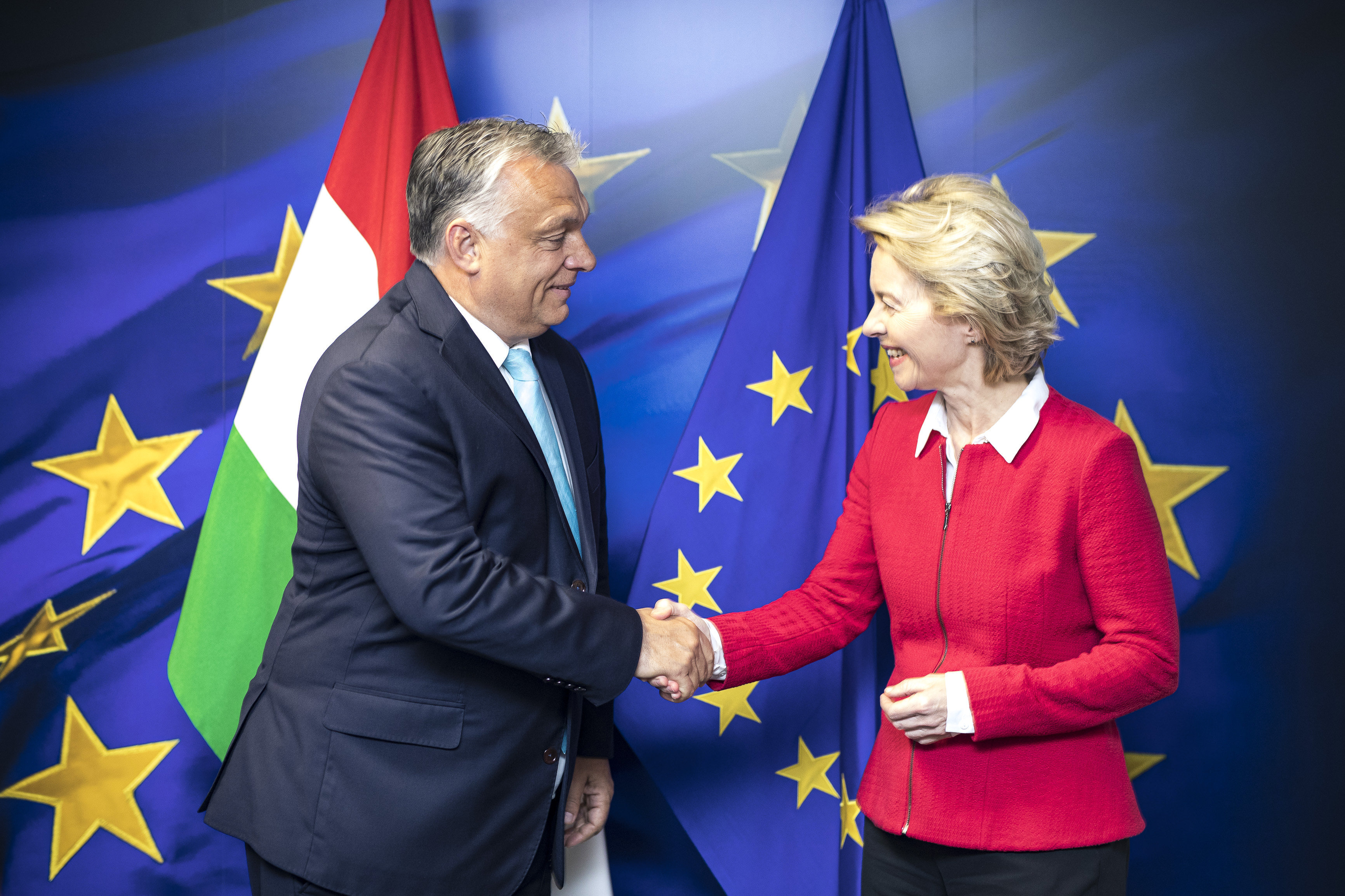 Ukraine-Krieg: Orbán bittet Brüssel unerwartet um Auszahlung des EU-Wiederaufbaufonds und der Kredite