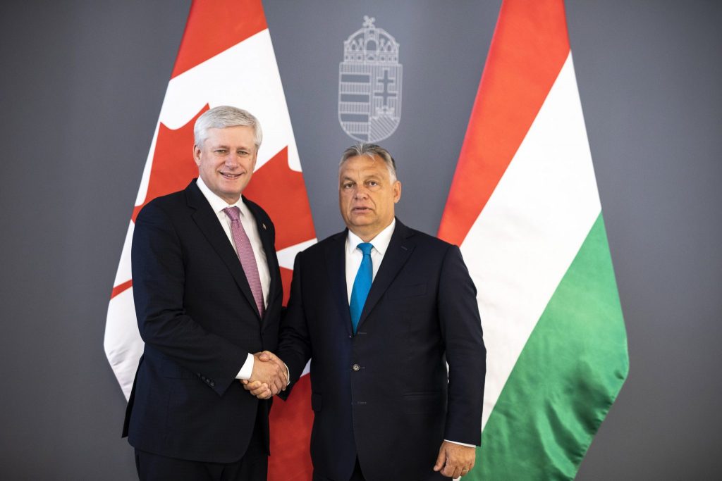 Orbán trifft ehemaligen kanadischen Premierminister post's picture