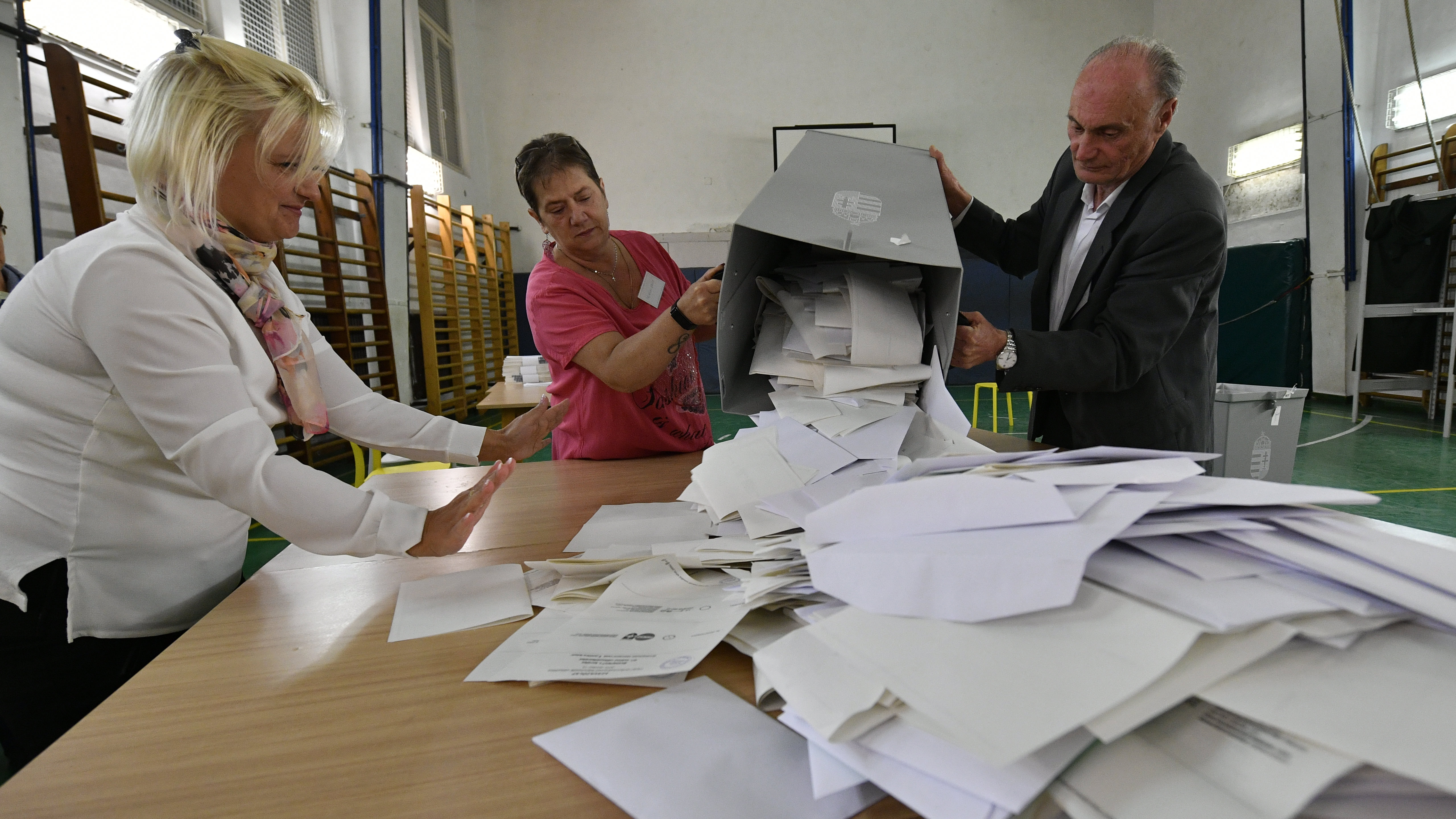 Letzte Umfragen vor der Wahl: Fidesz vorn