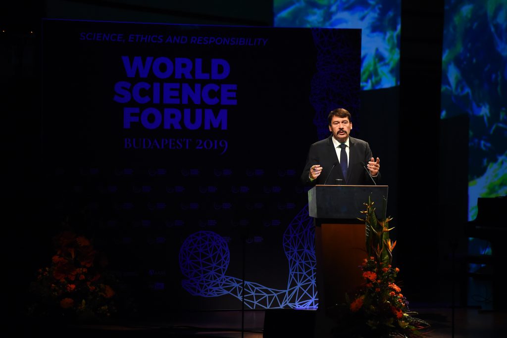 „World Science Forum“ in Budapest eröffnet post's picture