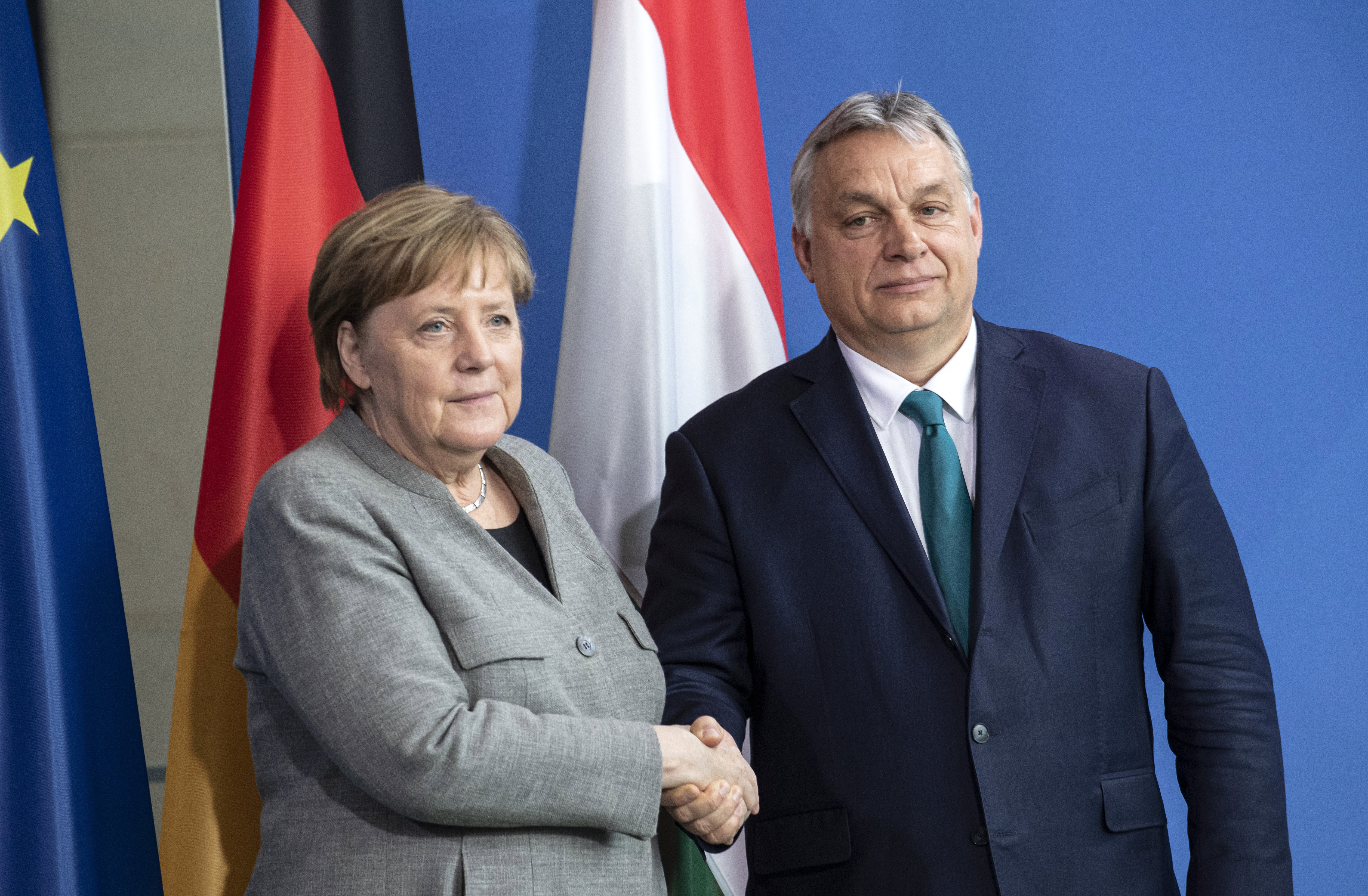 EU-Haushaltspaket: Angela Merkel will eine Lösung für das ungarische und polnische Veto finden