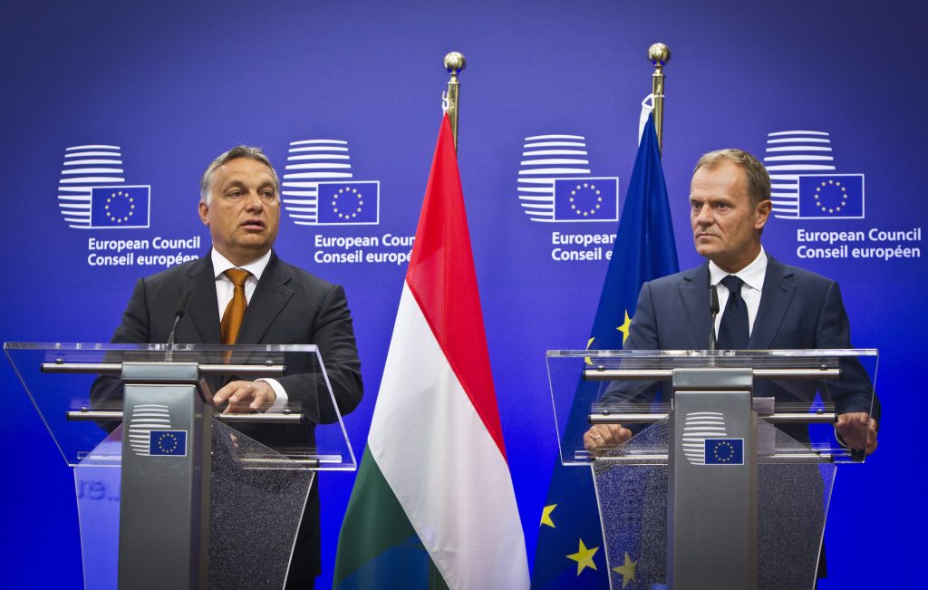 Tusk über Ungarns Corona-Gesetz: „Es hat mit dem Geist der Demokratie nichts mehr zu tun“ post's picture
