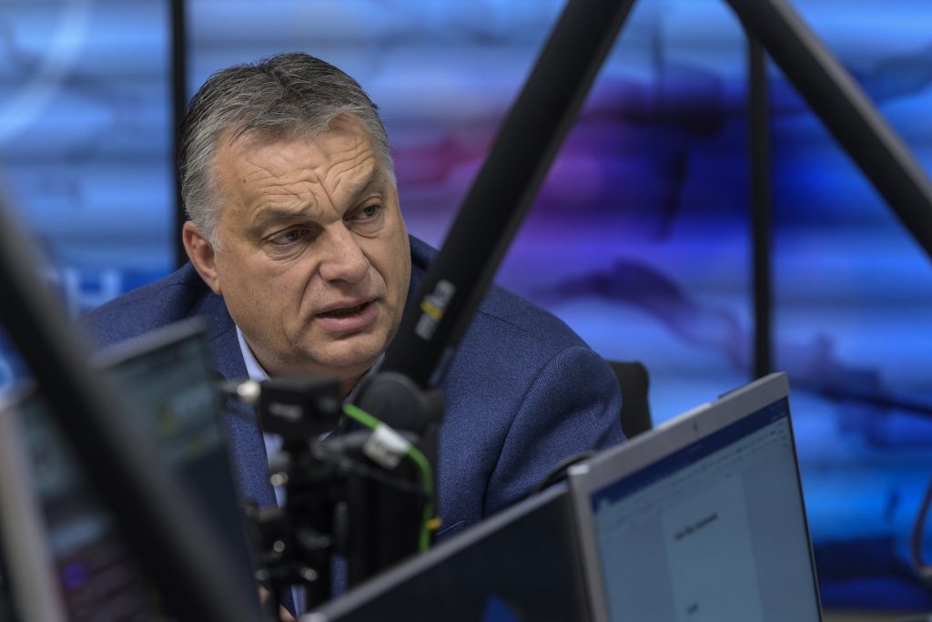 Orbán: „Mehr Plattensee, weniger Adria. So kann die Ausbreitung der Epidemie unter Kontrolle bleiben“ post's picture