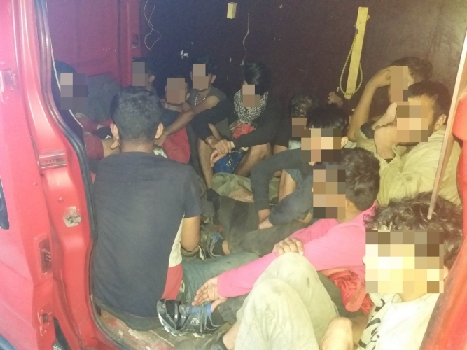 Menschenschmuggler mit Migranten festgenommen post's picture