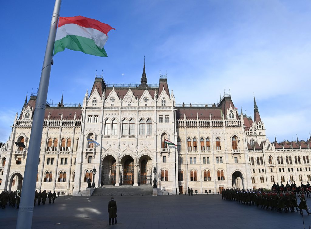 Präsident Áder: „Der heldenhafte Tod der Märtyrer von Arad wurde zu einer Kraftquelle für Ungarn“ post's picture