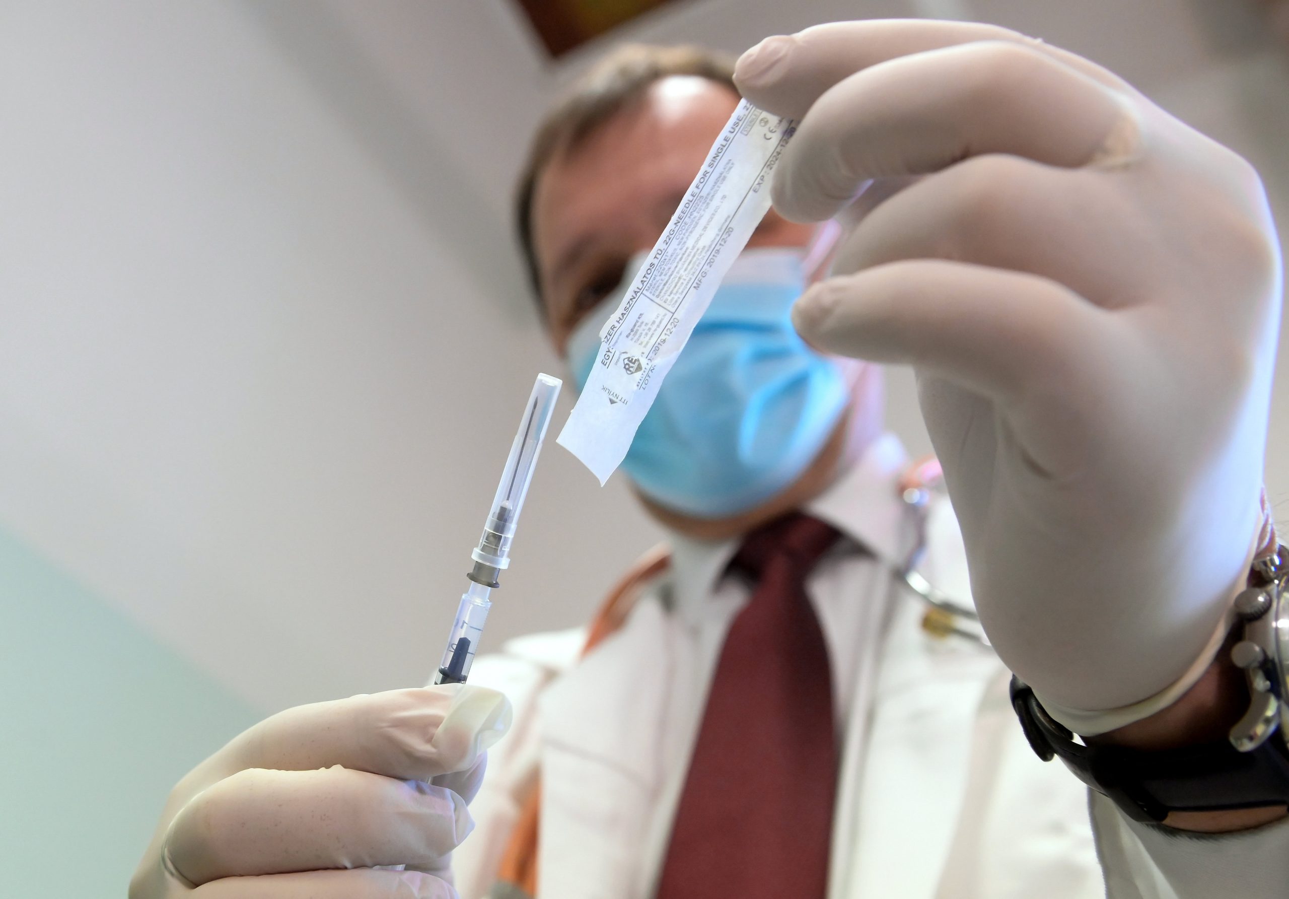 Chefinfektiologe: Die Impfung von 2,5 Millionen könnte den Verlauf der Pandemie verändern