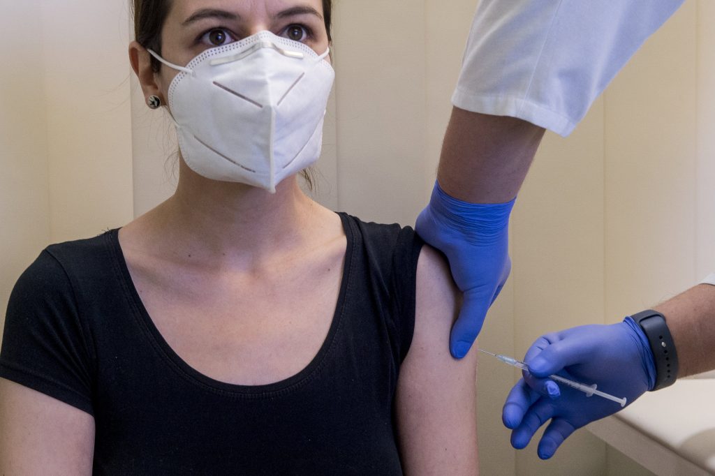 Ungarische Ärztekammer: Corona-Impfung könnte auch verpflichtend sein post's picture