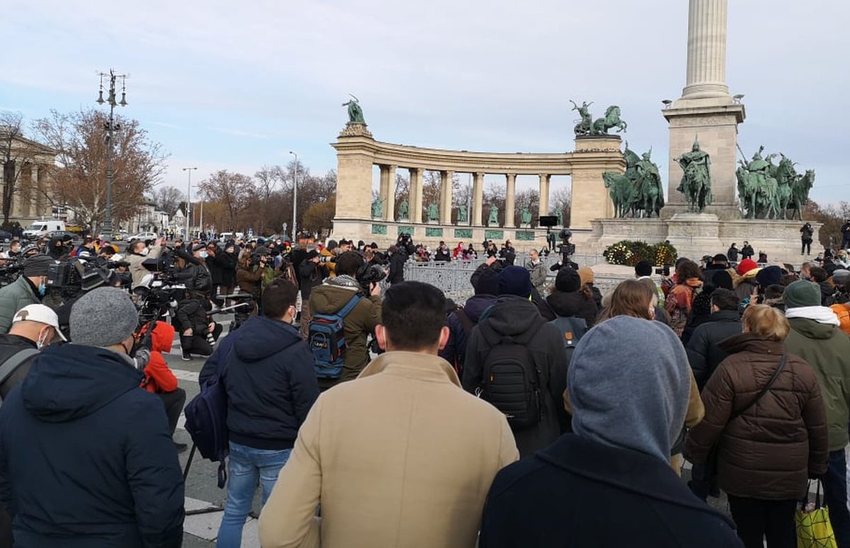 Protest in der Budapester Innenstadt gegen Corona-Beschränkungen