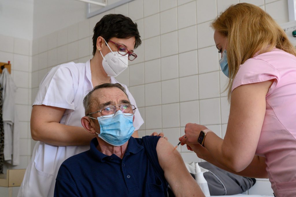 Massenimpfung der chronisch Kranken unter 60 am Wochenende post's picture