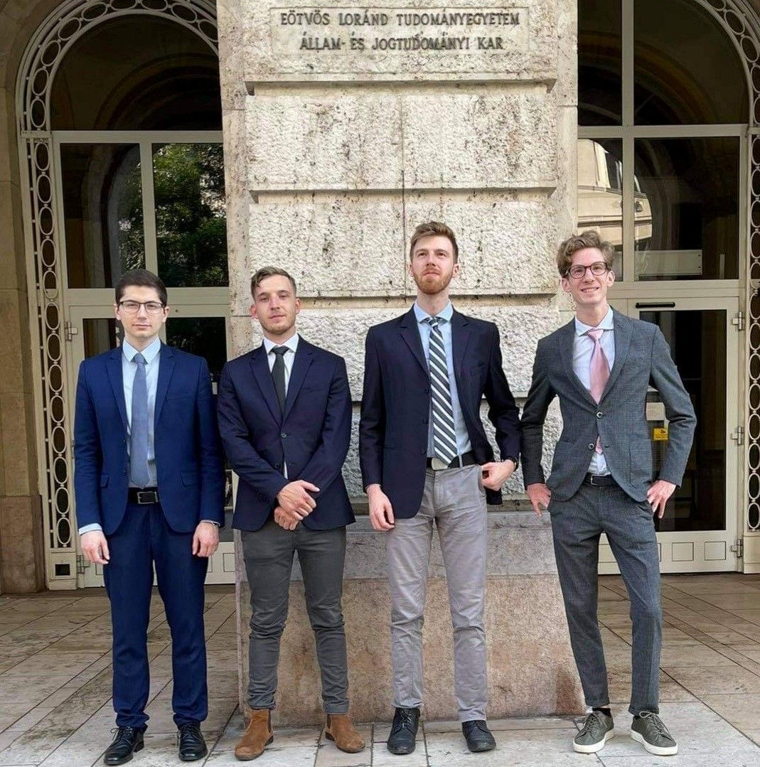 Ungarische Jurastudenten gewinnen globales Wettbewerbsrecht