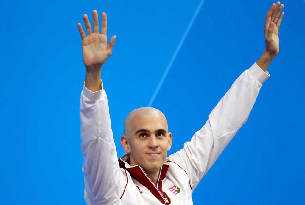 Tokio 2020: Schwimmer László Cseh und Fechterin Aida Mohamed tragen die ungarische Fahne post's picture