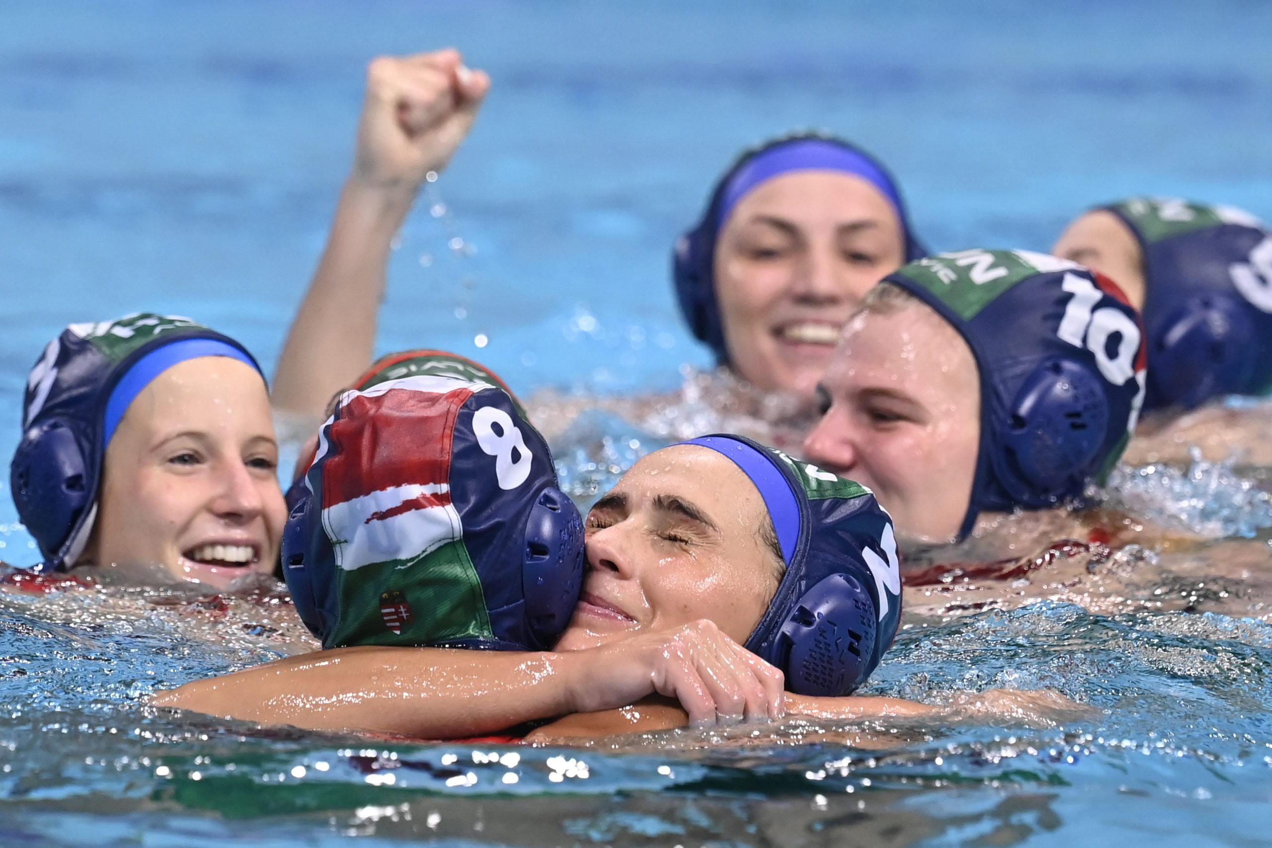 Tokio 2020: Ungarische Wasserballerinnen im Halbfinale!