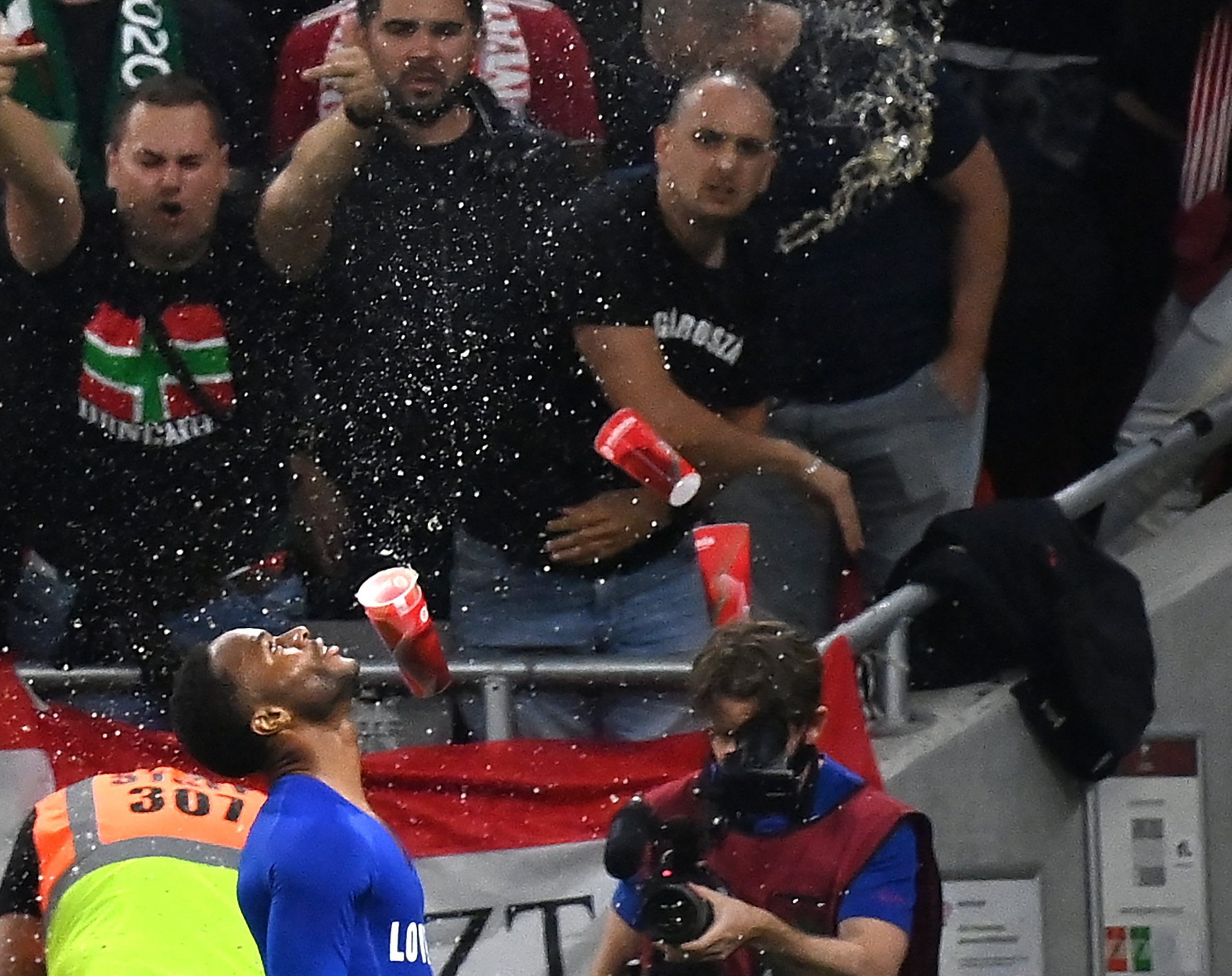 Ungarn-England-WM-Quali: Buhrufe und Affenlaute in Budapest?