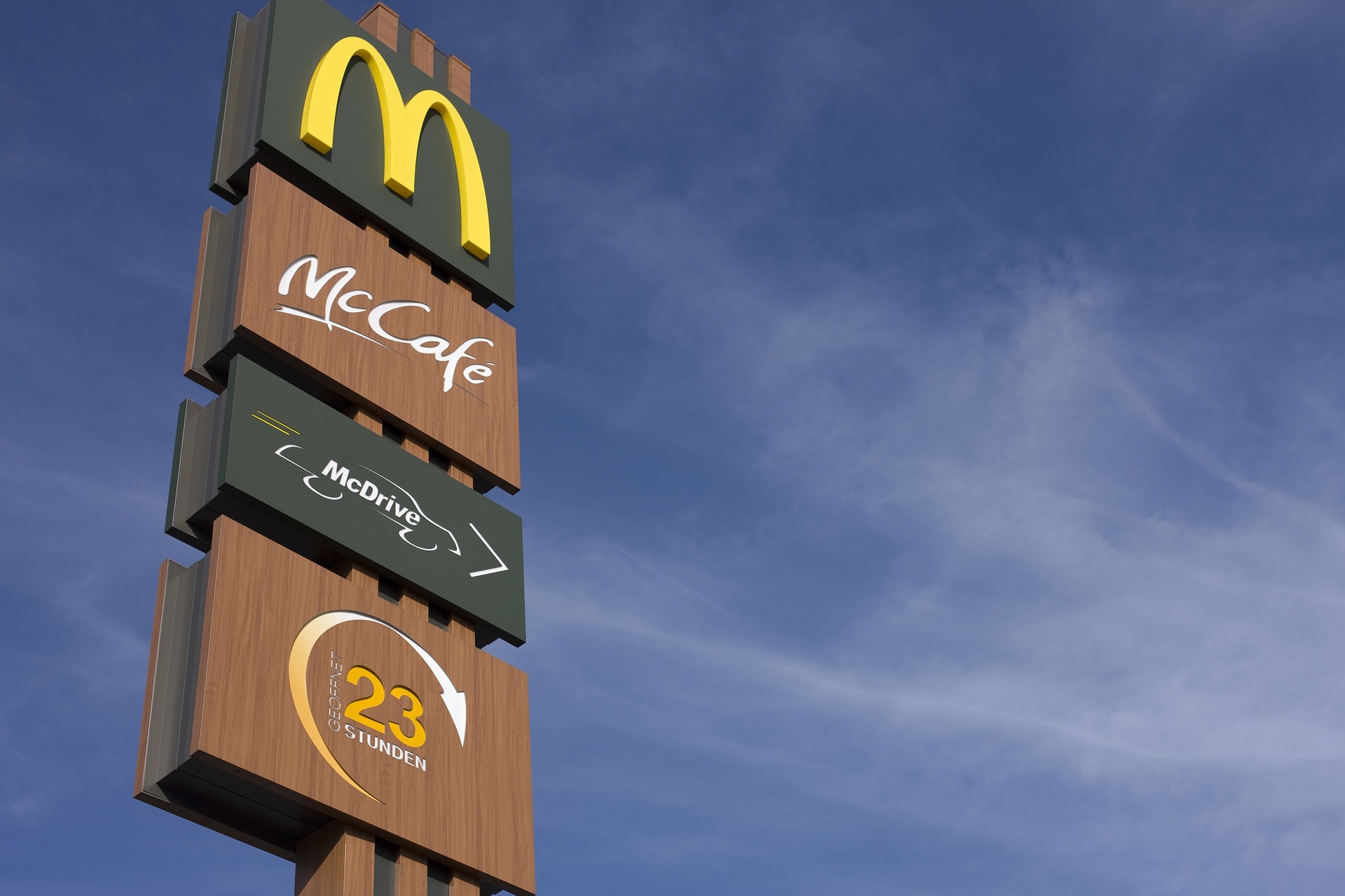 McDonald's feuert Mitarbeiter nach ekelhaftem und schockierendem Video