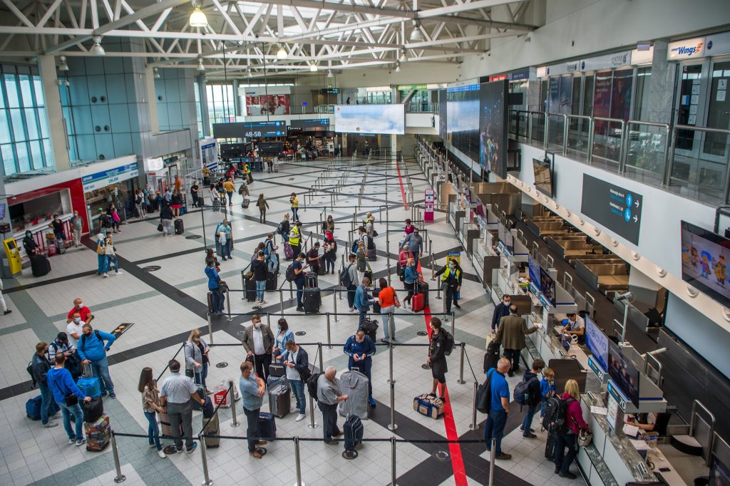 Regierung erhöht angeblich Angebot für Budapester Flughafen mit zweifelhaftem finanziellen Ertrag post's picture