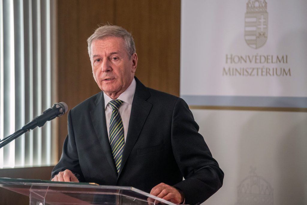 Verteidigungsminister: Frieden und Sicherheit auf dem Westbalkan sind für Ungarn entscheidend post's picture