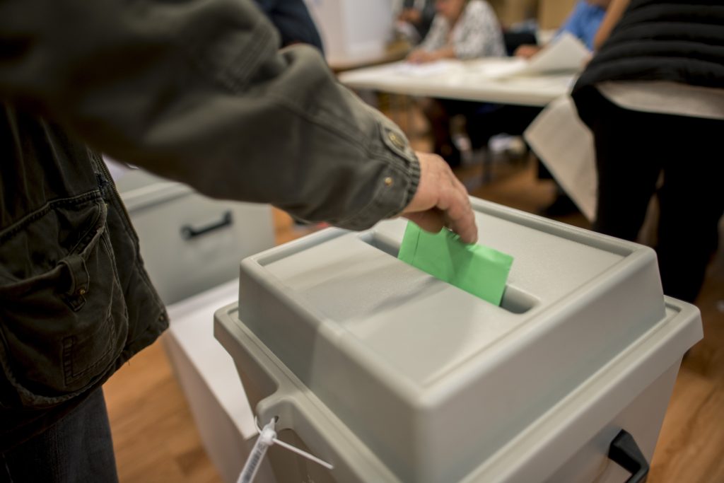 NGOs: Neues Wohnsitzgesetz erhöht Risiko des Wahlbetrugs post's picture