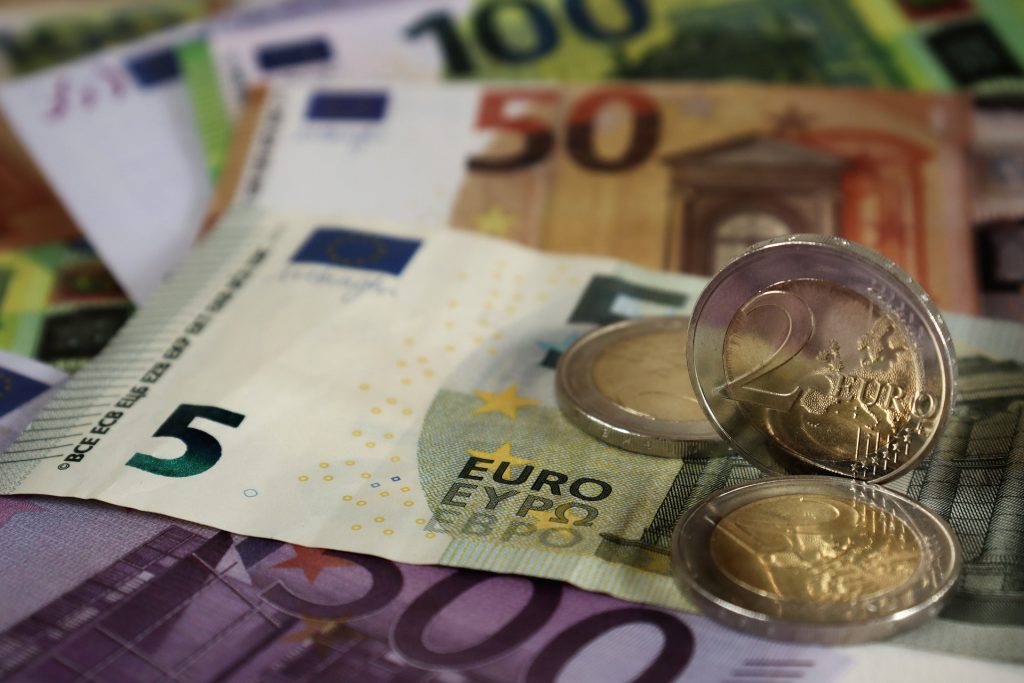 Zentralbanker warnt vor überstürzter Einführung des Euro post's picture
