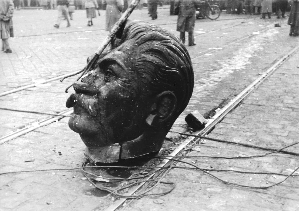 Wie führte Ungarns Revolution 1956 zur Enttäuschung der westlichen Intellektuellen über den Kommunismus? post's picture
