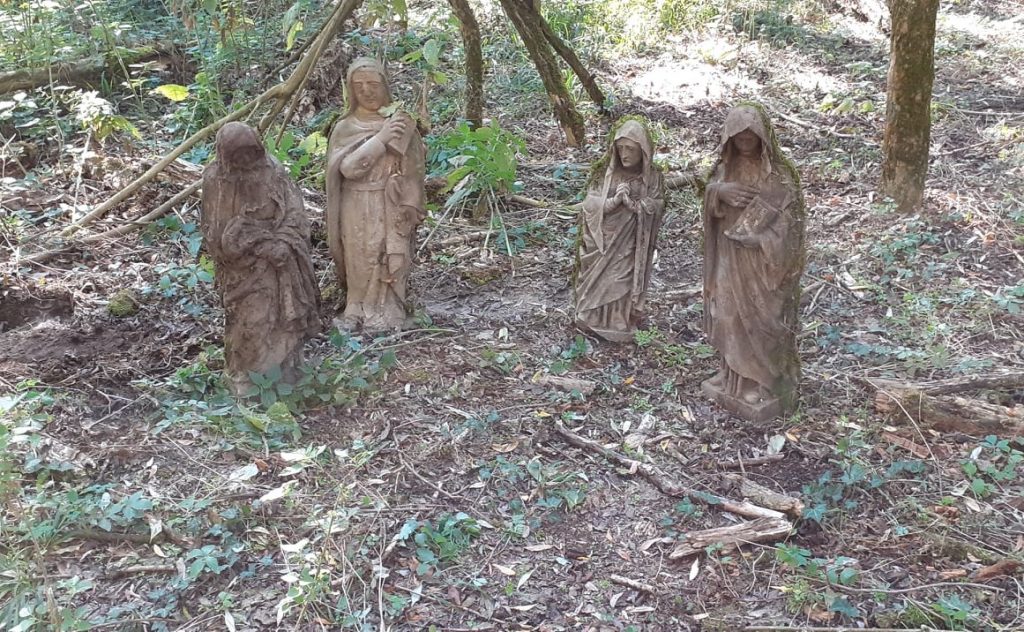 Wertvolle Statuen im Wald am Plattensee gefunden post's picture