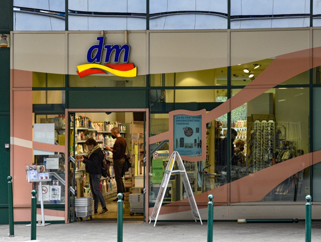 dm-drogerie markt in Ungarn teurer als in Deutschland und Österreich post's picture