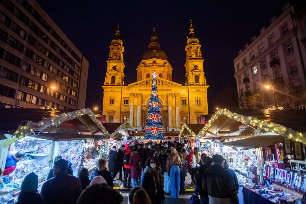 Budapester Christkindlmarkt zum besten Weihnachtsmarkt Europas gewählt post's picture