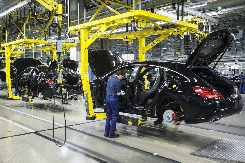 Mercedes stellt die Produktion in Kecskemét für einen Monat ein post's picture