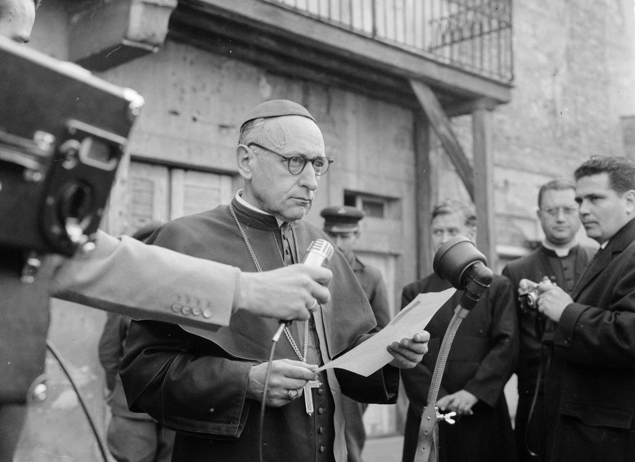 Kardinal Mindszenty, Symbol des Widerstandes gegen den Kommunismus,  am 26. Dezember vor 73 Jahren verhaftet