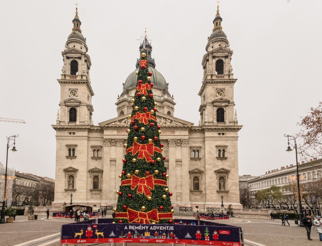 Ungarn Heute wünscht ein frohes, besinnliches Weihnachtsfest! post's picture