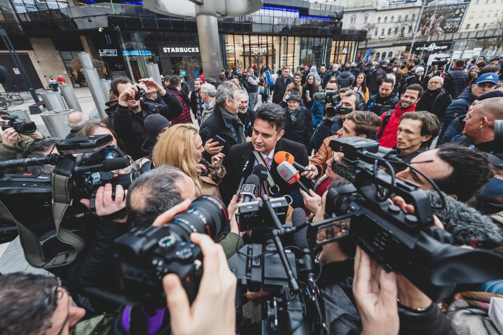 Oppositionskandidat Márki-Zay bittet um Geld für den Wahlkampf post's picture