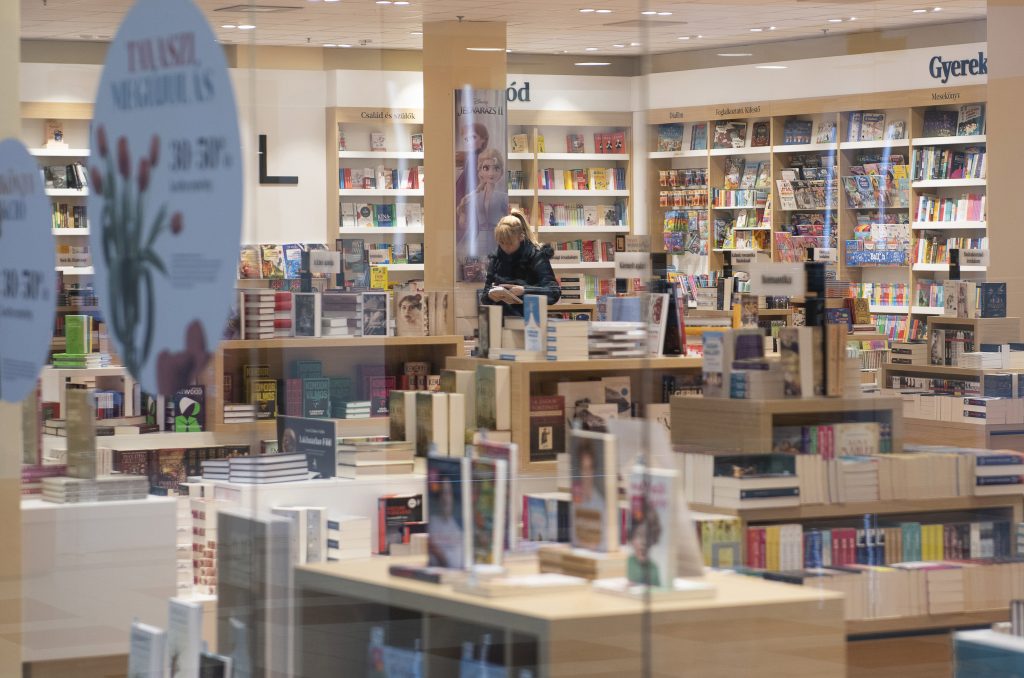 Papiermangel kann Buchpreise auch in Ungarn hochtreiben post's picture