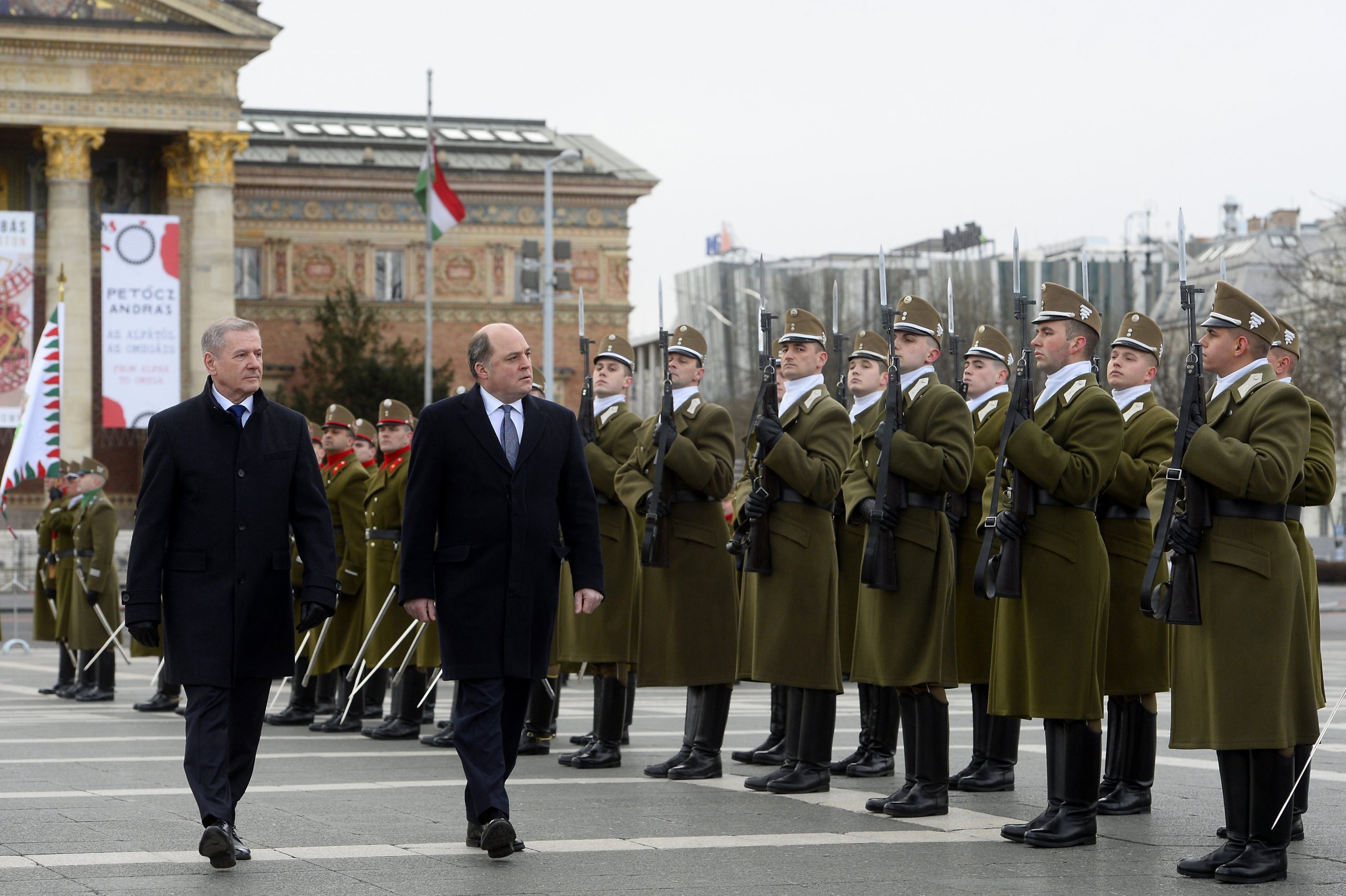 Verteidigungsminister Benkő: Ungarn ist der NATO verpflichtet