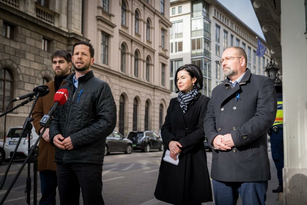 Opposition fordert Untersuchung des Völner-Schadl-Korruptionsfalles post's picture
