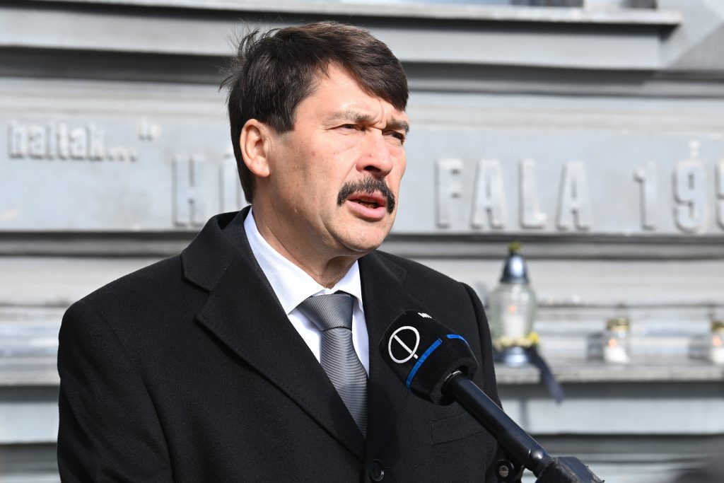 Präsident Áder: Ungarn verurteilt den russischen Angriff gegen die Ukraine post's picture