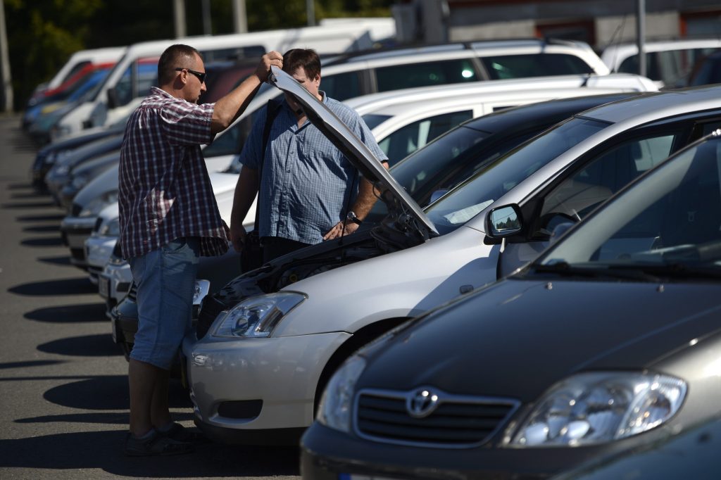 Abschwächung des Forint führte zur drastischen Preissteigerung auf dem ungarischen Automobilmarkt post's picture