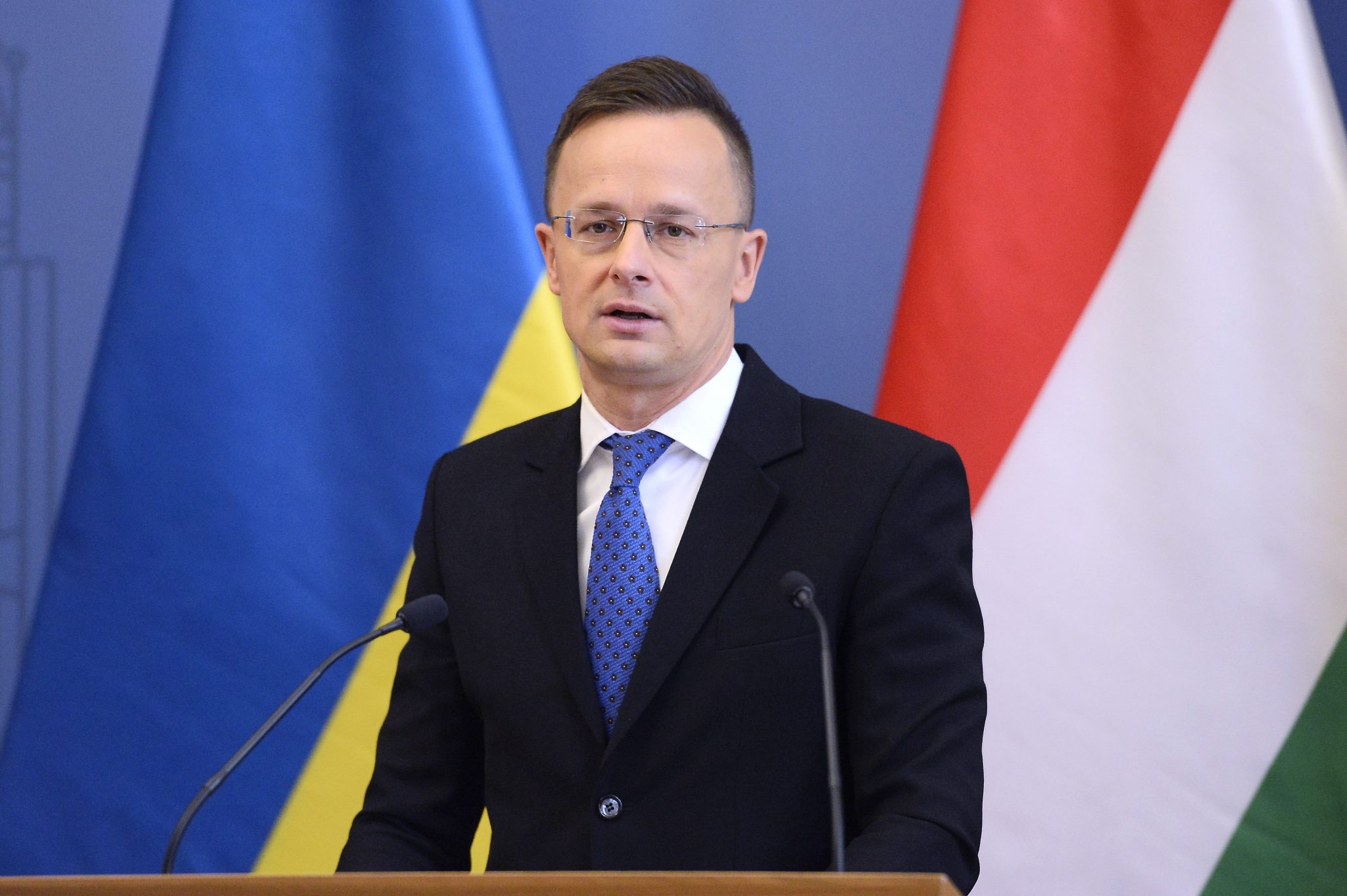 Außenminister Szijjártó: Ungarn steht zur Ukraine