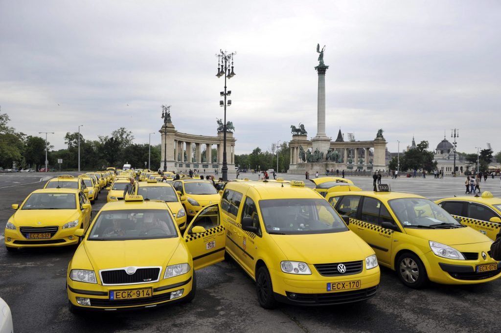 Baldige Anhebung der Taxitarife in Budapest post's picture