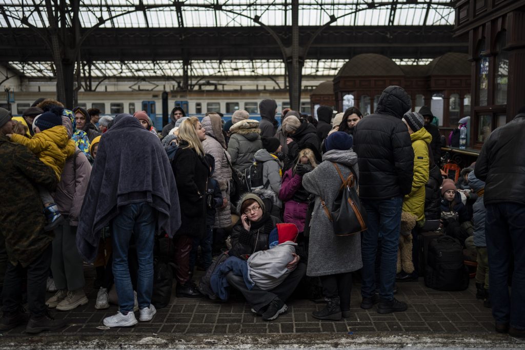 Ungarn nimmt Kriegsflüchtlinge auf und Asylanträge an post's picture