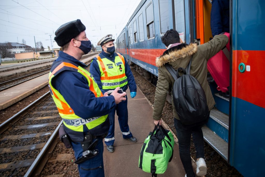 Mehr als 62.000 flüchteten bisher aus der Ukraine nach Ungarn post's picture