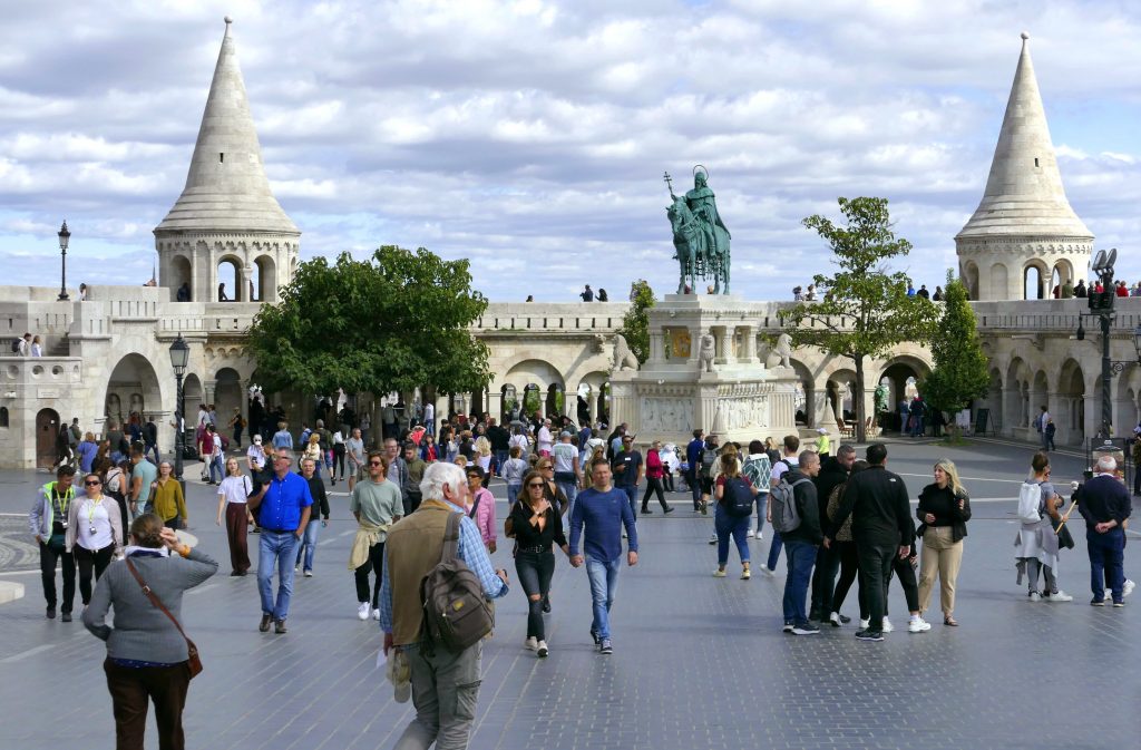 Ungarischer Tourismus boomt nach COVID, im Schatten des Krieges post's picture