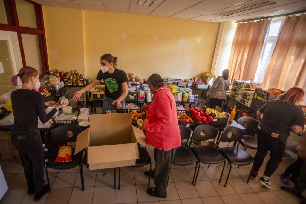 Budapester Stadtverwaltung: „Wir haben bisher etwa 25.000 Portionen Lebensmittel an Bedürftige aus der Ukraine verteilt“ post's picture