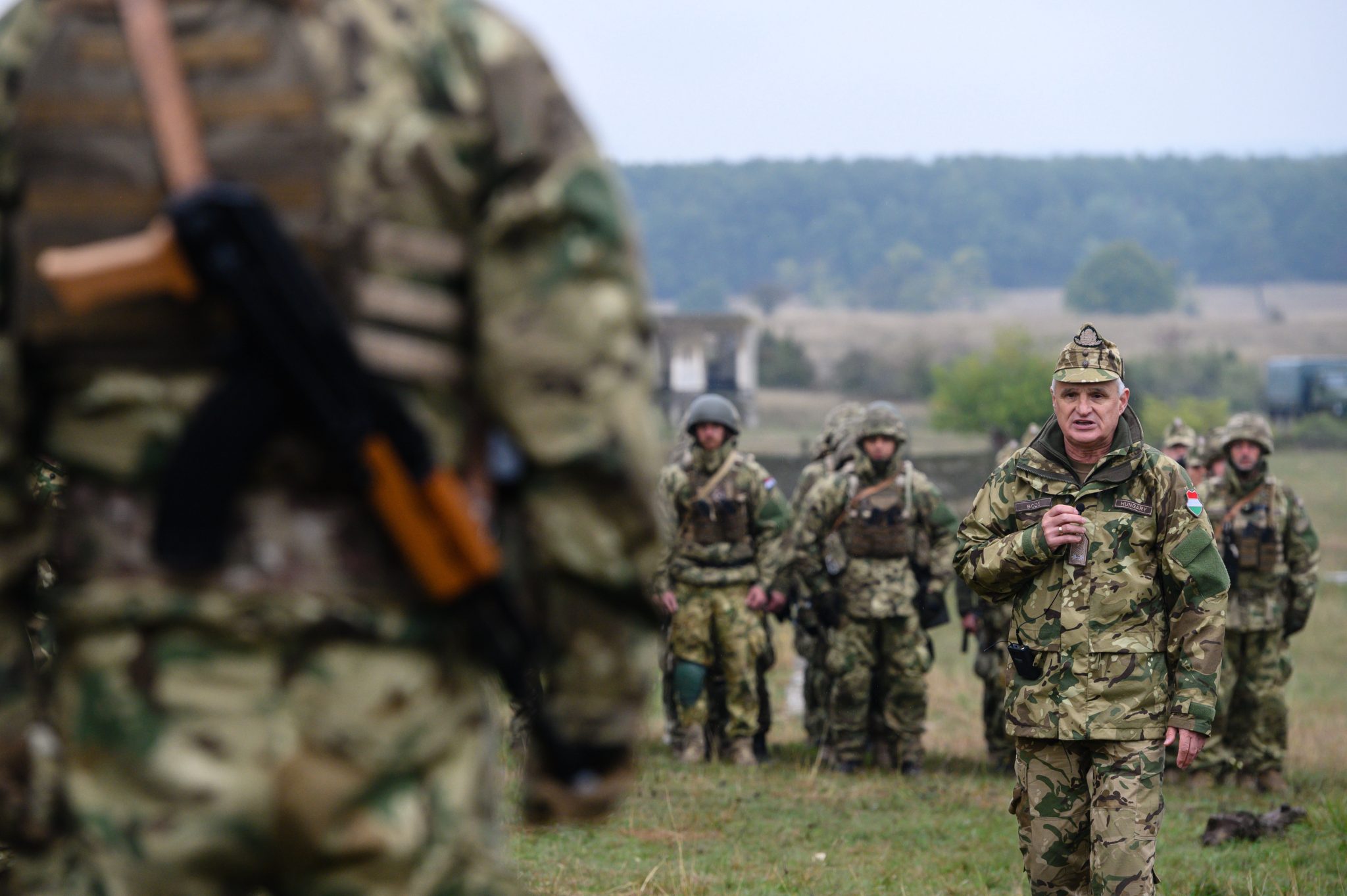 NATO-Truppen nach Westungarn verlegt: Was bedeutet die 